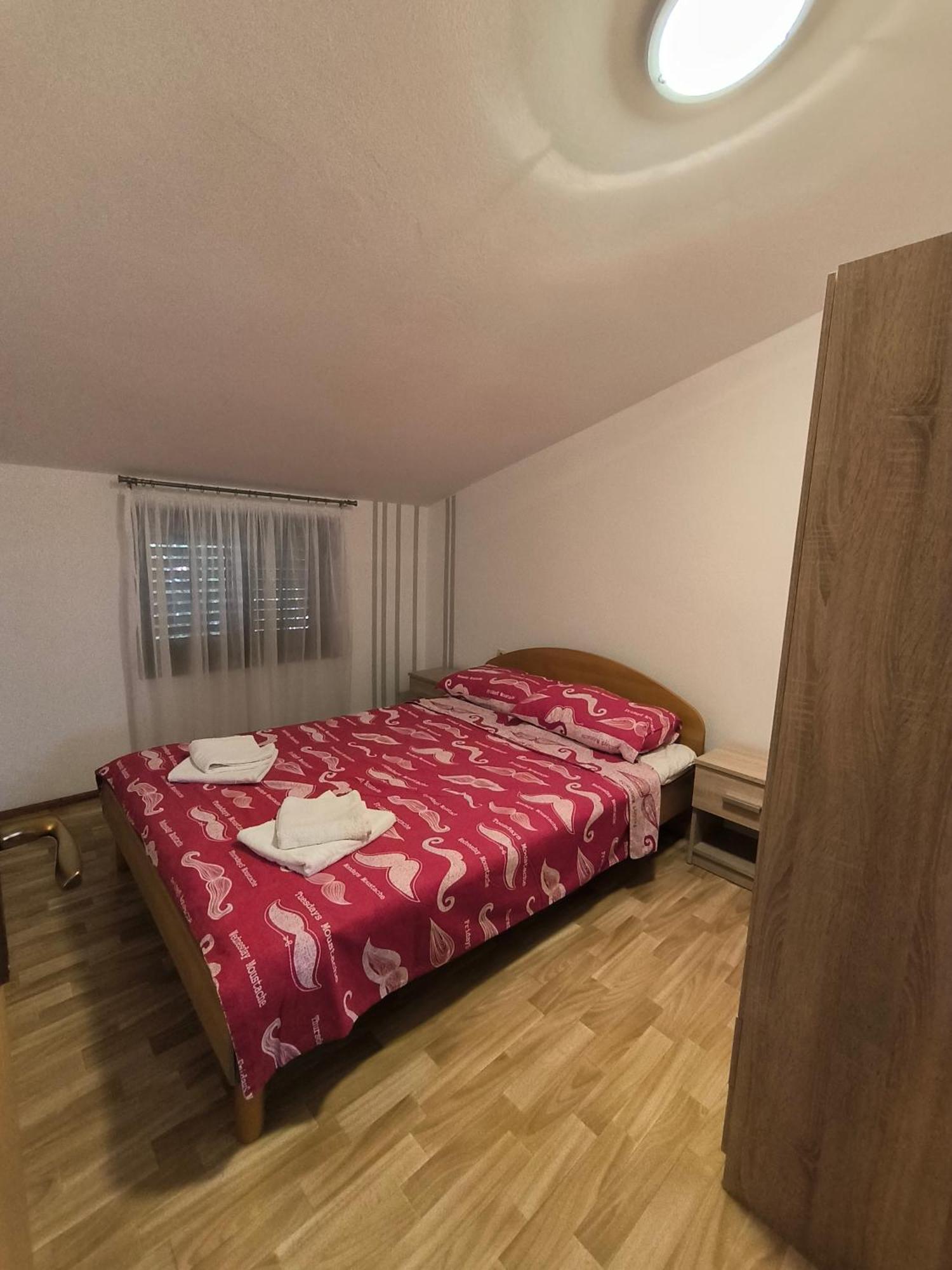 Apartman Kolarek Vir Exterior photo